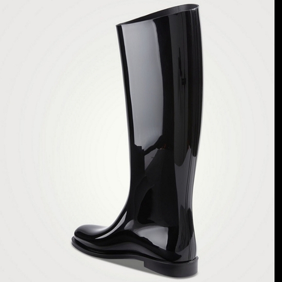 Valentino Garavani VLogo Tall Medallion Rain Boots - Picture 4 of 5